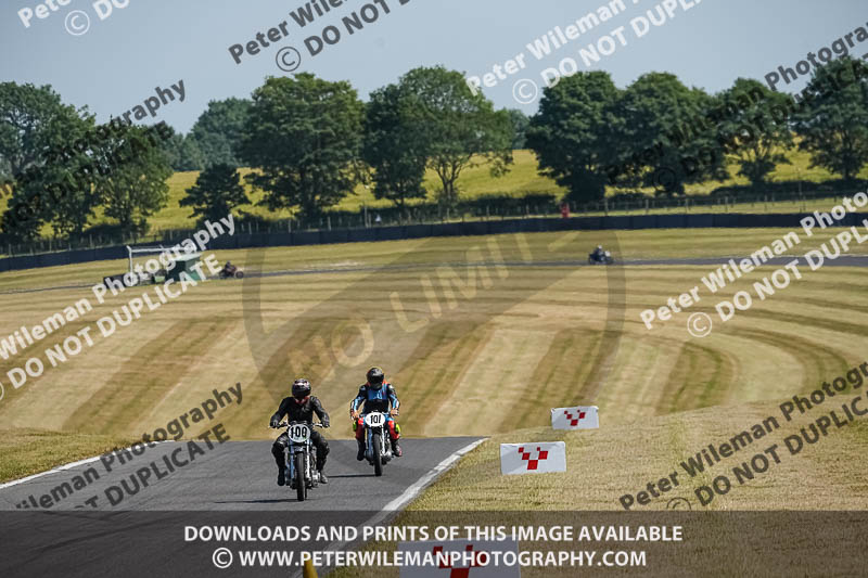 cadwell park;cadwell park photographs;cadwell trackday photographs;enduro digital images;event digital images;eventdigitalimages;peter wileman photography;racing digital images;trackday digital images;trackday photos